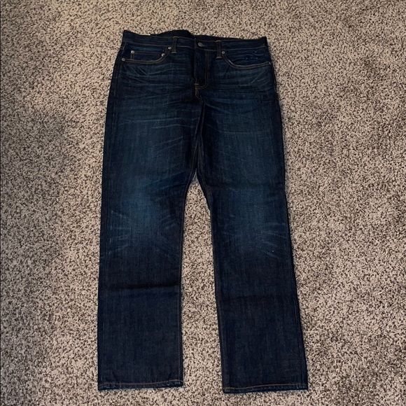 GREAT condition J. Crew Men’s jeans- 34x32 - Picture 2 of 6